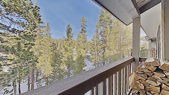 Spacious Snowbird Condo Unit Slopeside In Quiet Canyon Neighborhood