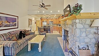 Spacious Snowbird Condo Unit Slopeside In Quiet Canyon Neighborhood