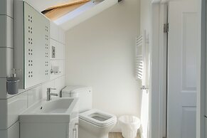 Captivating Isolde Cottage, With Pool Near St Ives