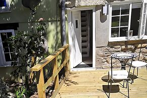 Captivating Isolde Cottage, With Pool Near St Ives