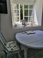 Captivating Isolde Cottage, With Pool Near St Ives