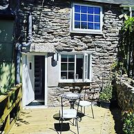 Captivating Isolde Cottage, With Pool Near St Ives