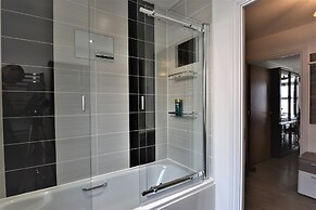 Hughenden Garden Luxury Apartment