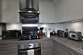 Hughenden Garden Luxury Apartment