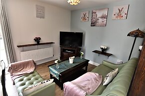 Hughenden Garden Luxury Apartment