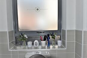 Hughenden Garden Luxury Apartment