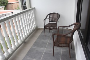Hope's Apartments