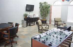 Beautiful Bella Piazza Condo