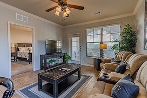 Beautiful Bella Piazza Condo