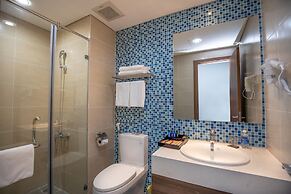 Ramada Hotel & Suites by Wyndham Halong Bay View