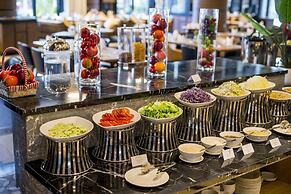 Ramada Hotel & Suites by Wyndham Halong Bay View