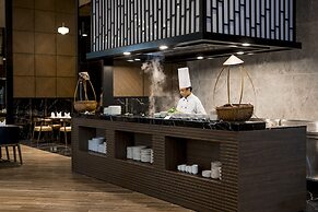 Ramada Hotel & Suites by Wyndham Halong Bay View