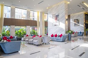 Ramada Hotel & Suites by Wyndham Halong Bay View