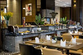 Ramada Hotel & Suites by Wyndham Halong Bay View