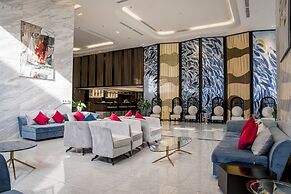Ramada Hotel & Suites by Wyndham Halong Bay View