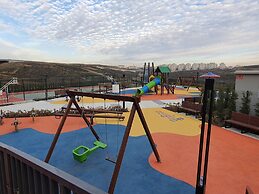 Grand Residence by NewInn