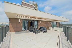 Grand Residence by NewInn