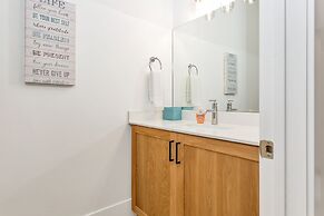 #17 At Bloomington Country Club 4 Bedroom Townhouse by RedAwning