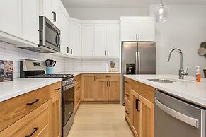 #17 At Bloomington Country Club 4 Bedroom Townhouse by RedAwning