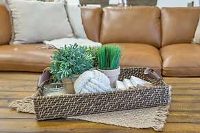 #17 At Bloomington Country Club 4 Bedroom Townhouse by RedAwning