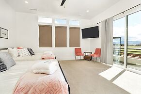 #18 At Bloomington Country Club 4 Bedroom Townhouse by Redawning