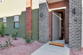 #18 At Bloomington Country Club 4 Bedroom Townhouse by Redawning