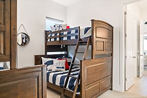 #18 At Bloomington Country Club 4 Bedroom Townhouse by Redawning