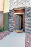 #18 At Bloomington Country Club 4 Bedroom Townhouse by Redawning