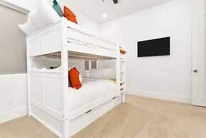 #15 At Bloomington Country Club 4 Bedroom Townhouse by RedAwning