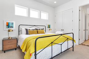 #15 At Bloomington Country Club 4 Bedroom Townhouse by RedAwning