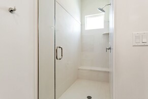 #15 At Bloomington Country Club 4 Bedroom Townhouse by RedAwning