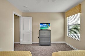 Vibrant and Lush Home, Spacious Pool Area With CDC Standards #6st440