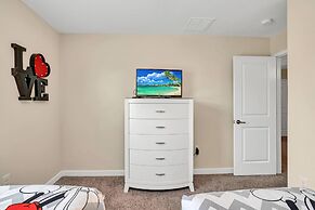 Vibrant and Lush Home, Spacious Pool Area With CDC Standards #6st440