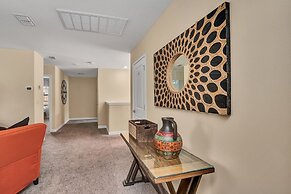 Vibrant and Lush Home, Spacious Pool Area With CDC Standards #6st440