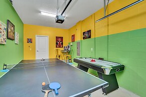 Vibrant and Lush Home, Spacious Pool Area With CDC Standards #6st440