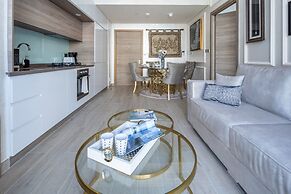 Modern Arabian Themed 1BR Apartment in Dubai Marina