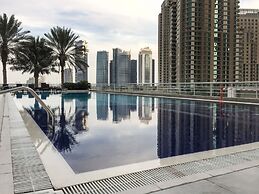 Luxury Living in This Stylish 2BR in Dubai Marina
