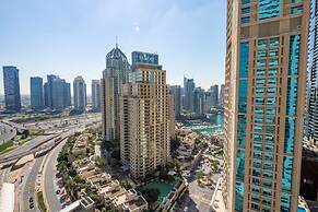 Luxury Living in This Stylish 2BR in Dubai Marina