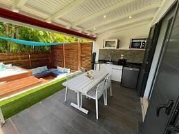 Kawan Bay Suites
