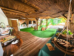Kawan Bay Suites
