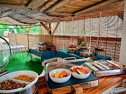 Kawan Bay Suites