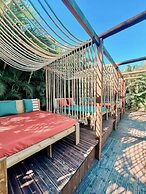 Kawan Bay Suites