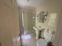 Pickwicks Guest House