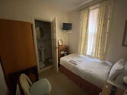 Pickwicks Guest House