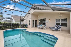 No Rear Neighbors, Near Disney Spacious Home With CDC Standards #3hr83