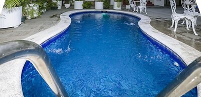 Hotel Mediterraneo Inn