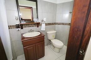 Hotel Mediterraneo Inn