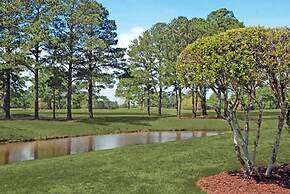 Luxurious Golf Villa Near Broadway at the Beach