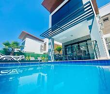 Luxury Villa Ada Marin
