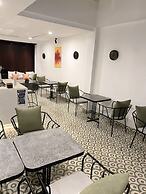 Aborest Tropical Hostel